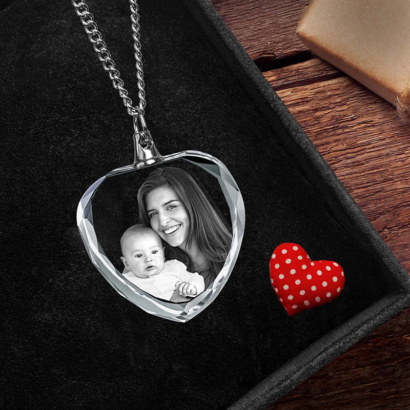 Personalized 3D photo necklace with laser engraving