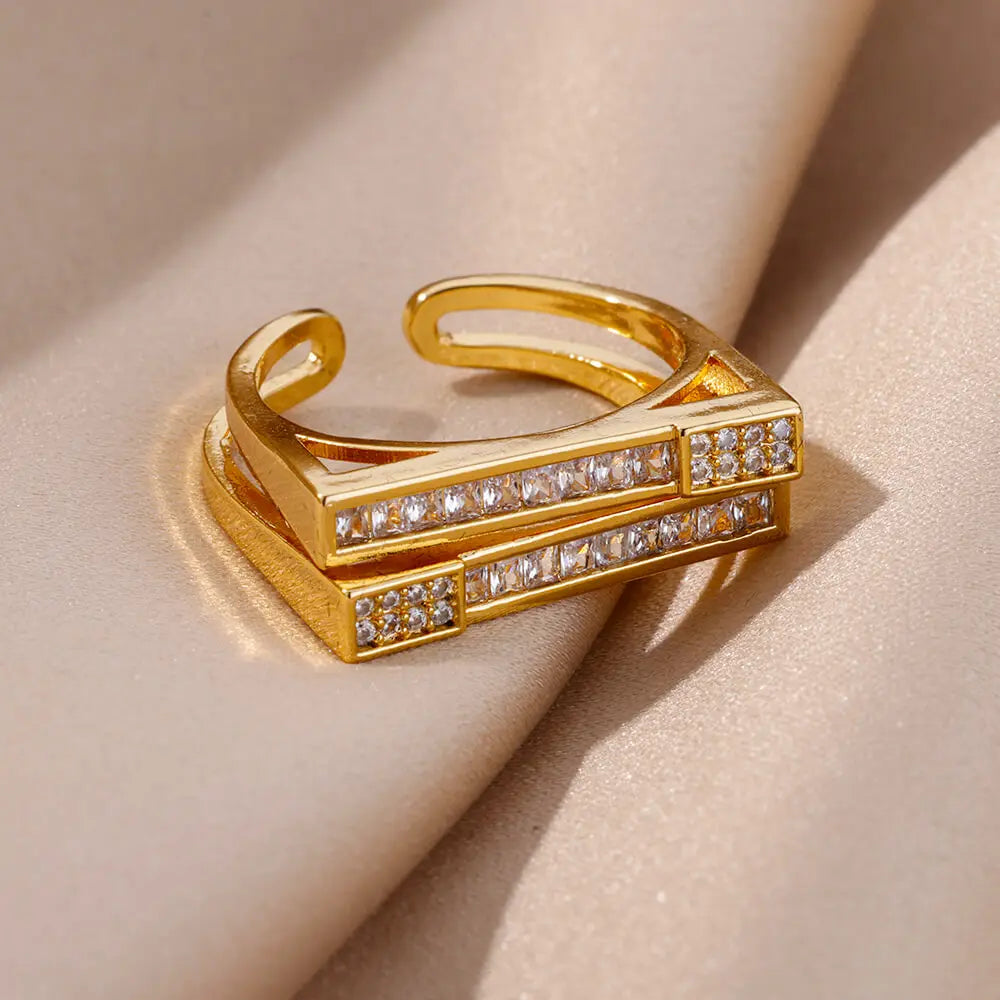 Bilateral Diamond Ring