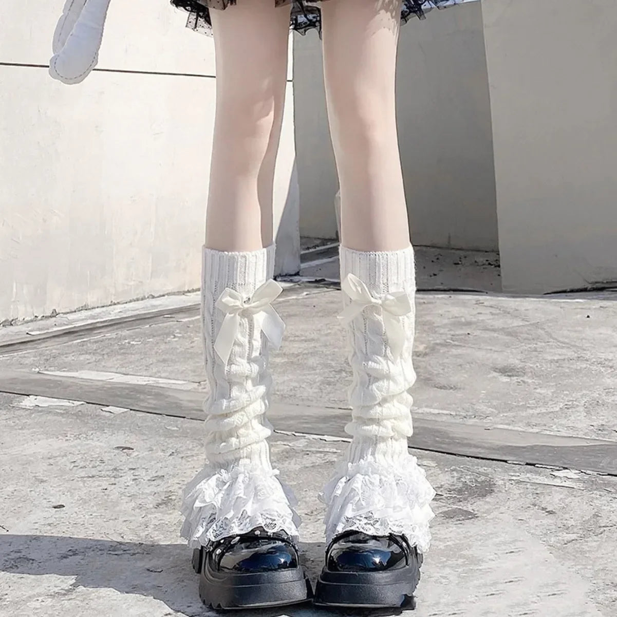 Bow and Frill Leg Warmers