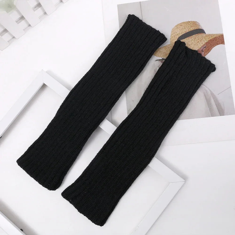 Long knitted Gloves