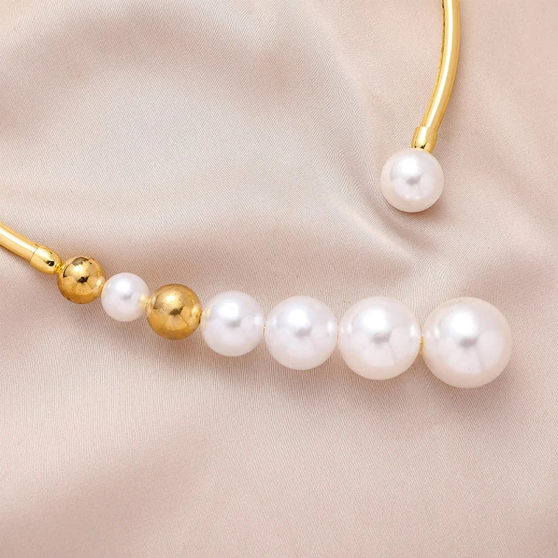 Emma Pearl Necklace