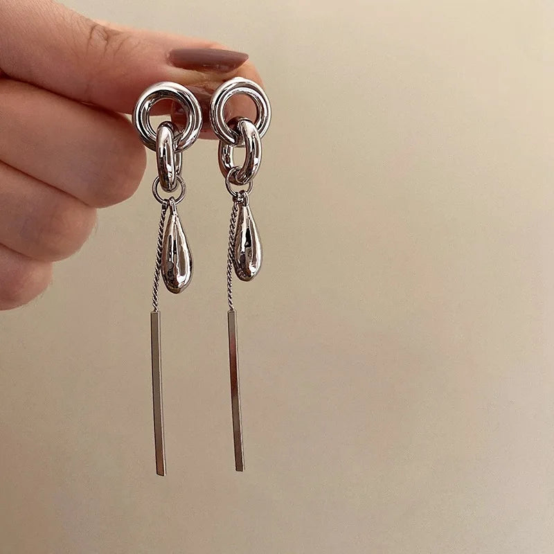 Metal Chain Pendant Earrings