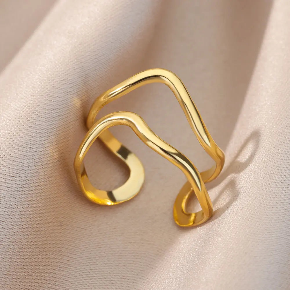 Leah Ring Gold