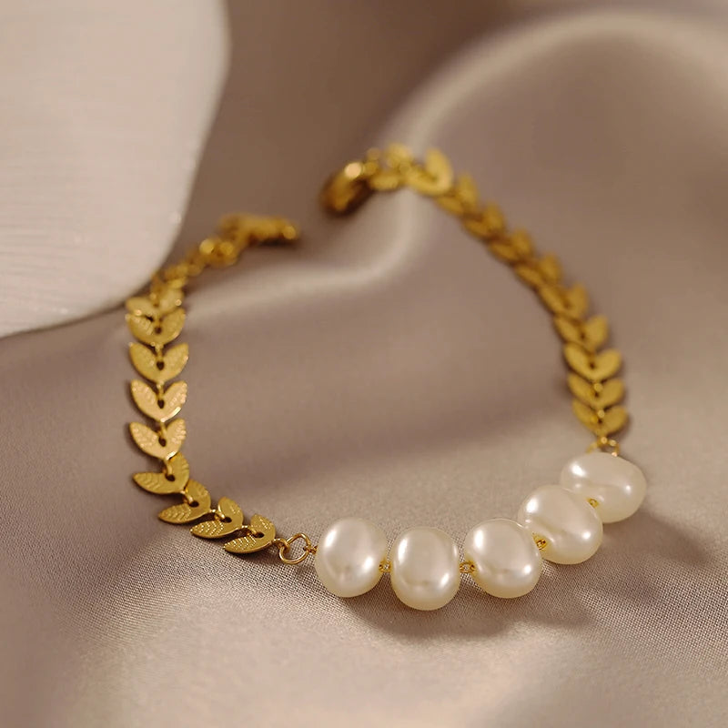 Lovina Freshwater Pearl Bracelet